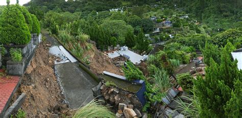 龍陵紀念墓園|獨／墓園崩塌搶救卡關…41先人遺骨飛散翻滾 子孫痛。